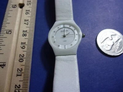Reloj Skagen Damas Cerámica Cristal Nácar Cuadrante 233xsclw Cuero Foto 1 de 4