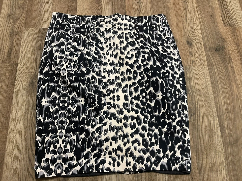 Falda Mossimo, Para Mujer Talla 18, Negro Blanco, Cremallera Trasera, Parte Inferior Abertura Foto 1 de 4