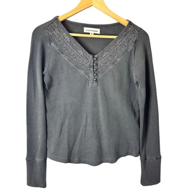 Camisa Lucky Brand Henley Térmica Y2K Encaje Acanalado Gris Mujer’s 90s Boho Retro Foto 1 de 4