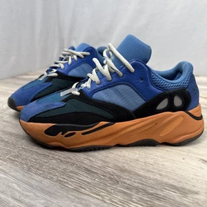 Größe 10 - Adidas Yeezy Boost 700 hellblau orange schöner Zustand siehe Bilder - Bild 1 von 11