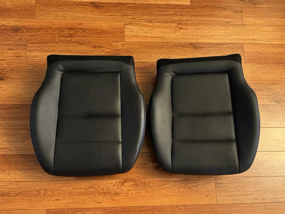 Par de cojines de asiento negro inferior OEM 2008-2014 Mercedes-Benz W204 C300 GLK350 L+R Foto 1 de 4