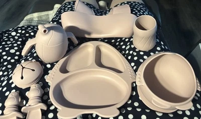 Juego de alimentación bebé silicona 8 artículos incl. Babero, Tenedores y Cucharas Rosa Nuevo Foto 1 de 2