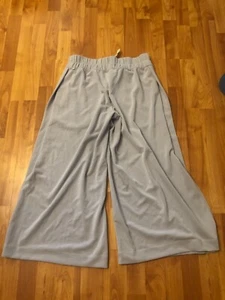 Lululemon Seek Weichheit mittlerer Anstieg kurz grau Größe 8 - Bild 1 von 10