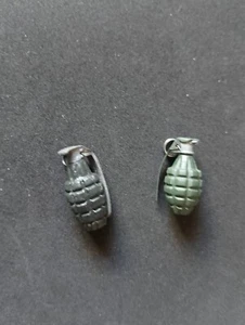 1/6 DRAGON DID WW II USA GREEN METAL GRENADES - Imagen 1 de 5