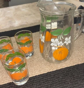 Juego De Colección De 3 Vasos De Jugo Y Jarra Pintada A Mano Jarra Mide 7 Pulgadas De Alto - Imagen 1 de 4