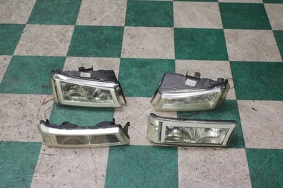 03-06 SILVERADO 2500 *DMG* Front Right Left Side Headlamp Lens Light Pair 2x OEM - Image 1 of 4