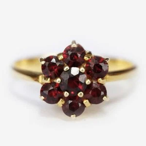 14k Yellow Gold Natural Red Garnet Gemstones Flower Style Women Dainty Ring - Picture 1 of 5