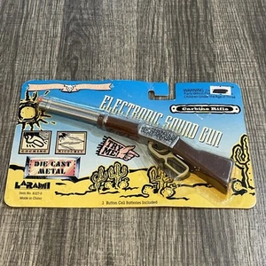 LARAMI RANCH RIDERS CARBINE RIFLE ELECTRONIC SOUND VINTAGE 1994 TOY CARDED - Picture 1 of 11