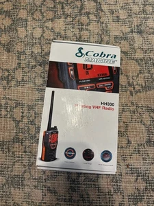 Cobra Marine HH330 Floating VHF Radio 6 Watt w/Accessories - Picture 1 of 9