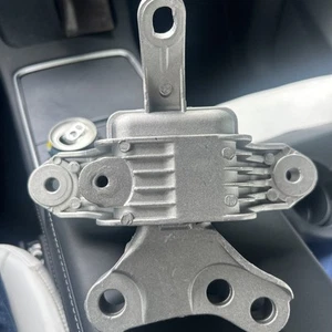 Engine Mount For CHEVROLET CRUZE(J300) 10-, 13248551,13284551 ,13284551 - Picture 1 of 10