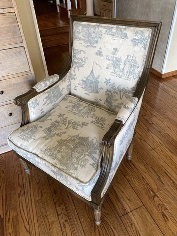 French Style Arm Chair 199$ each 399$ pair Cover