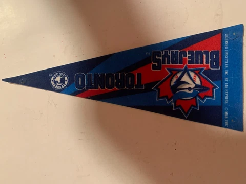 VNTG TORONTO BLUE JAYS PENNANT MINI  FELT 9" LONG OFFICIALLY LICENSED BASEBALL Cover