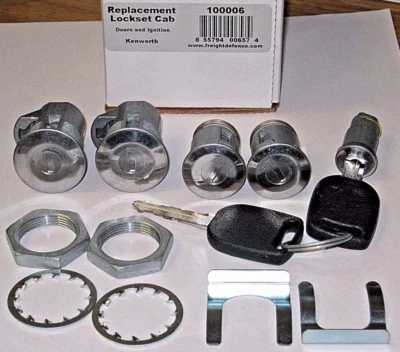 *NOVO* CONJUNTO DE CAIXA DE FERRAMENTAS KENWORTH COM CHAVE IGUAL, FECHADURAS DE PORTA E FECHADURA DE IGNIÇÃO - Imagem 1 de 4