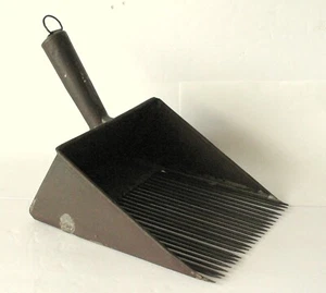 Antique New England Tinsmith-made Cranberry Bog Scoop Rake Blueberry Farm Tool - Picture 1 of 4