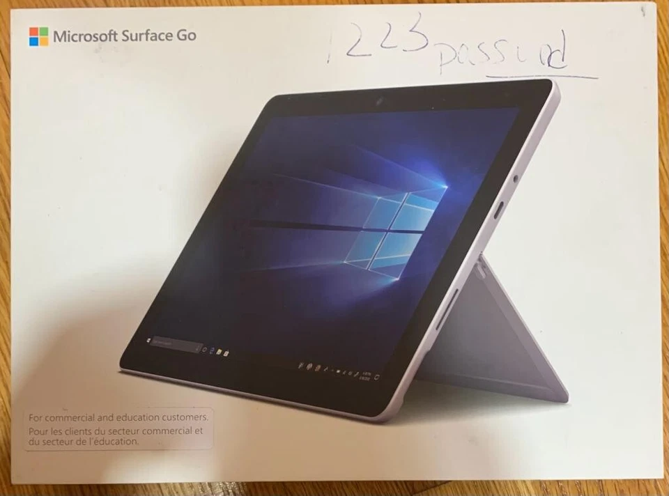 Pantalla táctil Microsoft Surface Go de 10 pulgadas Intel Pentium Gold 1,6 GHz 4 GB 64 GB Foto 1 de 3
