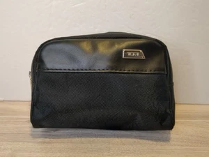 TUMI Delta Small Black Makeup Zip Pouch Soft Travel Case Toiletry Bag 7x5 - Picture 1 of 9