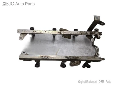 Juego de inyectores de combustible con riel para 05-15 Nissan Xterra 4.0 166007S000 Foto 1 de 4