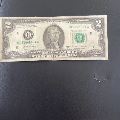 (2) $2 dollar bill Last Number 1776 & 1777 Series 2013 - Image 1 of 2