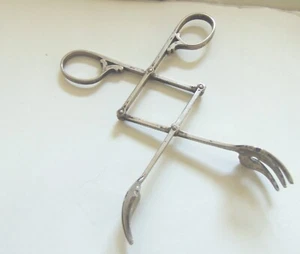 antique folding olive tongs-very nice shape! - Picture 1 of 6