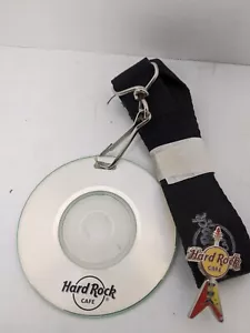 Hard Rock Cafe Pin Start me up Schlüsselband Flying V Gitarrenpin silber Mini-CD - Bild 1 von 8