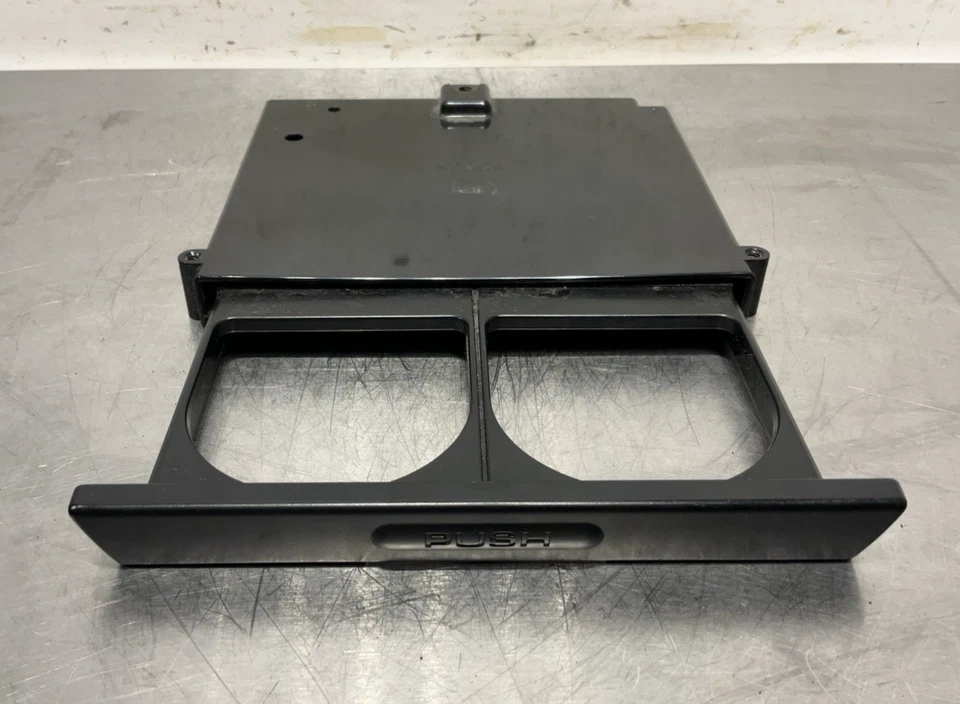 Portavasos para tablero central delantero Acura Integra 1994-2001 Foto 1 de 4