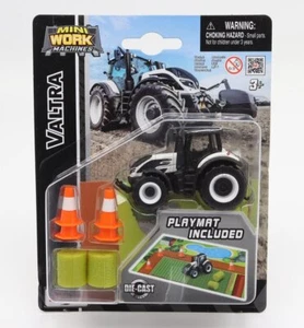 MODELLINO AUTO STATICO DIECAST VALTRA Q305 TRATTORE WITH PLAYMAT 2018 1/64 - Foto 1 di 1
