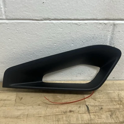 Console dianteiro esquerdo Volkswagen EOS 2006-2009 acabamento fabricante de equipamento original - Imagem 1 de 4