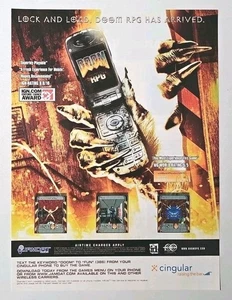 Doom RPG Gioco Mobile Flip Phone Gioco Stampa Originale 2005 Pubblicità - 7,75" X 10,5" - Foto 1 di 1