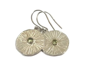 Handmade Sterling Silver Peridot Textured Circle Dangle Hook Earrings 4.6g - Picture 1 of 4