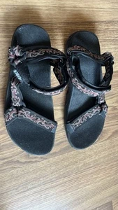 Teva Men's Sandals Size 8 UK. Black Base With Detailed Straps. - Picture 1 of 3