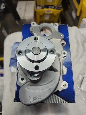 Bomba de agua motor CARQUEST T2330 Ford F150 Mustang Van  Foto 1 de 4