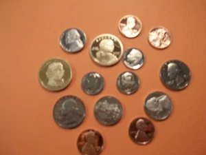 Tolles SET Starter oder Geschenkidee Lot 14 "S" Proof Gem UNC. Münzen (PCL1) - Bild 1 von 1