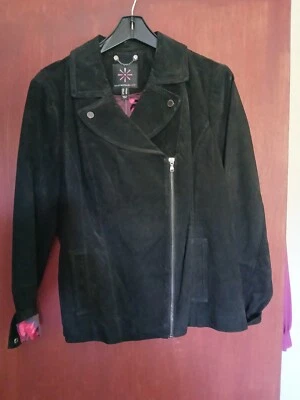 Chaqueta de gamuza estilo moto  Foto 1 de 3