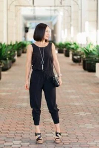 Athleta crossback Romper Jumpsuit jogger Black SZ 2 - Picture 1 of 8