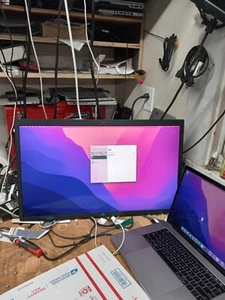 LG 27MD5KL-B 27" LED LCD Monitor Thunderbolt 3, USB-C 5120x2880 5K - NO STAND - Picture 1 of 9