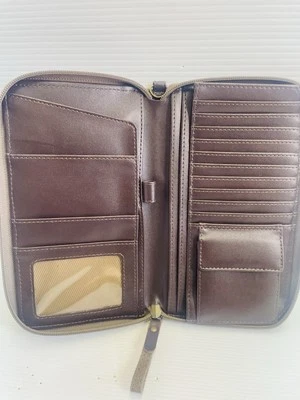 Tosca Women’s Unisex Leather Blend Canvas Clutch Wallet Multi Pocket Brown New - Image 1 of 4