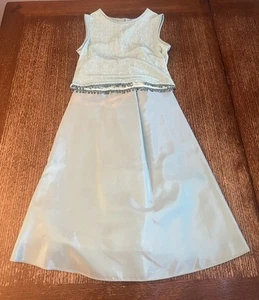 Jessica McClintock Girls Green 2 Piece Formal Dress Size 8 Sparkles Bead - Picture 1 of 12