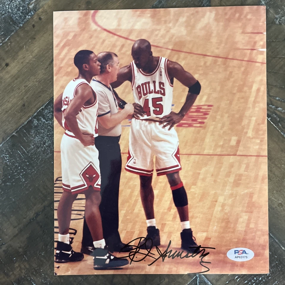 B.J. Armstrong Autographed 8x10 Photo w/ Michael Jordan #45 – Chicago Bulls -PSA - Image 1 of 4