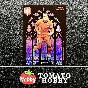 DAKA TOP AUDITION 2024-25 VIRGIL VAN DIJK/99 REFRACTOR ROSA Vidrieras - Imagen 1 de 2