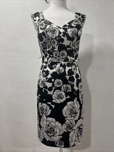 White House Schwarzmarkt Schwarz/Weiß. Cocktailkleid Rosenmuster, Retro tailliert Gr. 2 - Bild 1 von 14