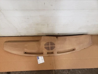 Almohadilla de tablero bronceada bonita sin grietas para Ford F150 1984 1226287 Foto 1 de 4