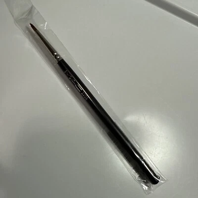 MAC Eye Liner Brush 209 Full Size NEW IN SLEEVE Discontinued GuaranteedAuthentic - Image 1 of 3