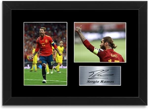 Sergio Ramos Spanien Fußballspieler A4 bedruckt signiert Fotoanzeige Halterung gerahmt - Bild 1 von 1