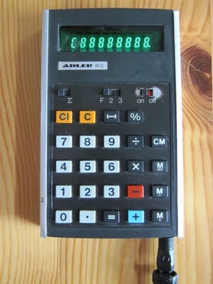 Triumph- ADLER 81 C Taschenrechner Pocket-Calculator vintage retro ca 1975 - Bild 1 von 4