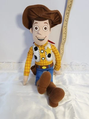 Muñeca Sheriff Woody 18 pulgadas Disneyland. Walt Disney World  Foto 1 de 4
