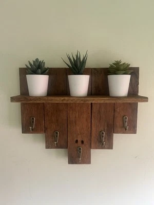 Rustic Entryway Solid Wood Shelf Organiser Key Holder Oak Stain Reclaimed Wood - Image 1 of 4