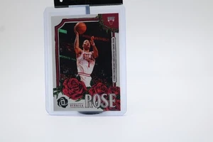 Derrick Rose 2024 Panini Instant #DR-5 "1/298" Bulls MVP in mano - Foto 1 di 2