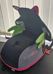 Trunki Boostapak Reise Sitzerhöhung und Rucksack in einem schwarz/pink - Bild 1 von 14