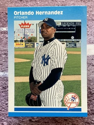 2002 Fleer Platinum Orlando Hernandez #220 New York Yankees - Image 1 of 2