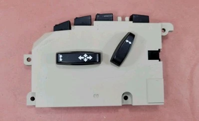 2004-2011 Volvo S60 V60 FRONT LEFT DRIVER POWER SEAT MEMORY SWITCH OEM 31300476 - Image 1 of 4